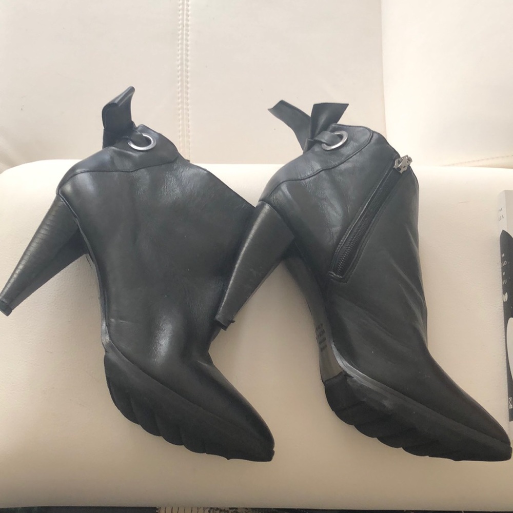 *sold* Schutz Booties (USA size 10B) see pics*
